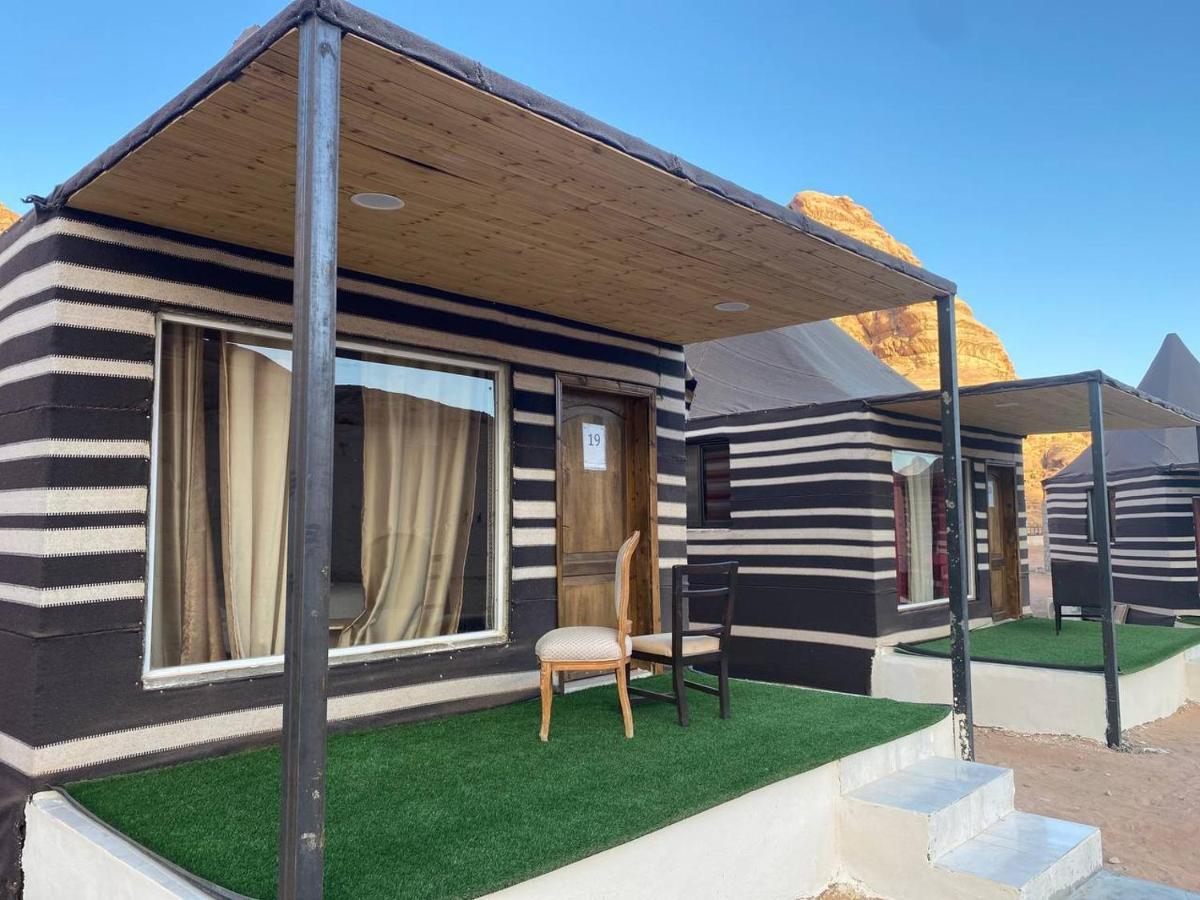 ホテル Omar Ali Luxury Camp ワディ ・ラム エクステリア 写真