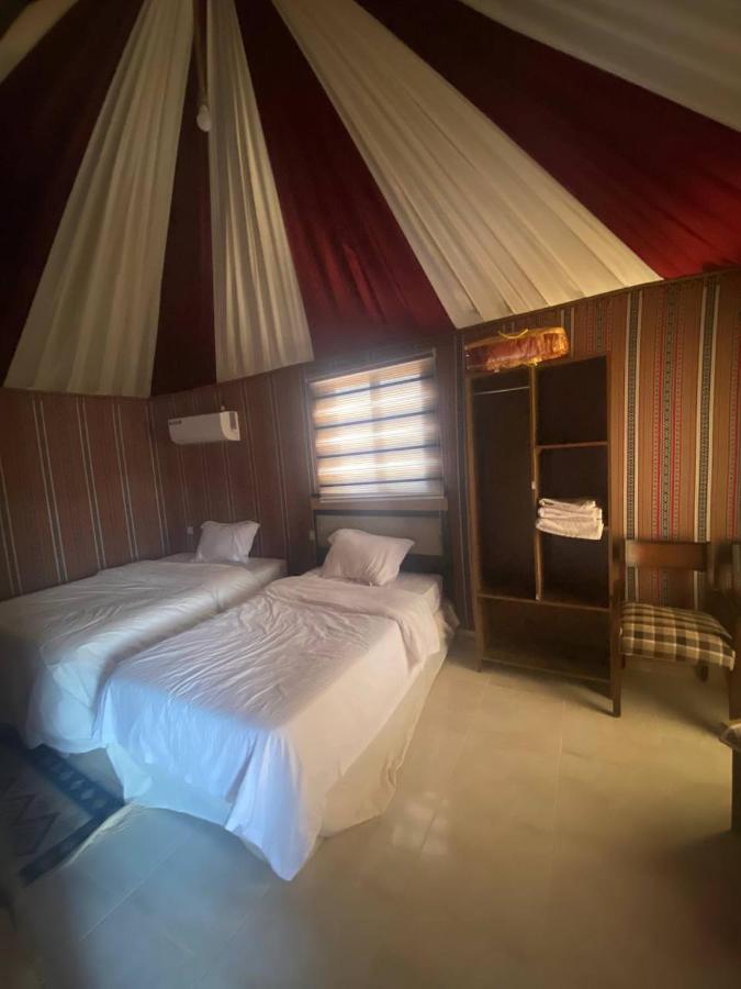 ホテル Omar Ali Luxury Camp ワディ ・ラム エクステリア 写真