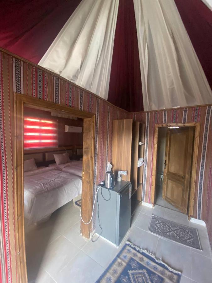 ホテル Omar Ali Luxury Camp ワディ ・ラム エクステリア 写真