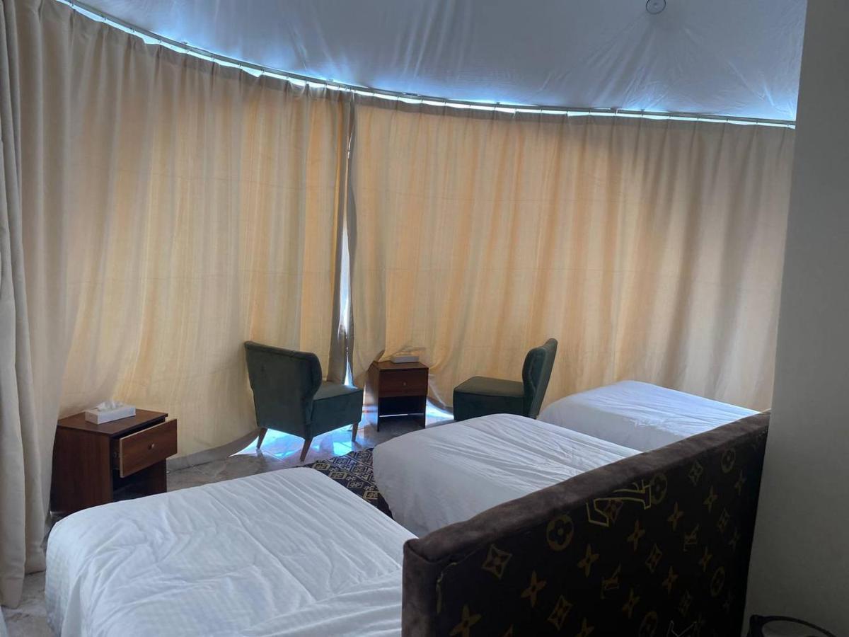 ホテル Omar Ali Luxury Camp ワディ ・ラム エクステリア 写真