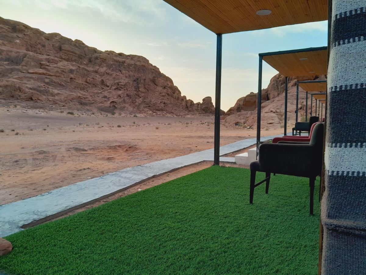 ホテル Omar Ali Luxury Camp ワディ ・ラム エクステリア 写真